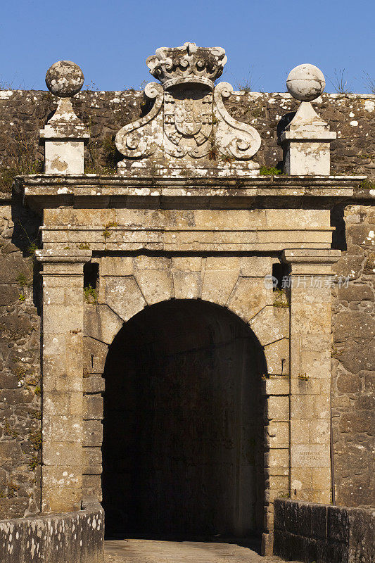 Valença do Minho堡垒门口，Minho，葡萄牙。